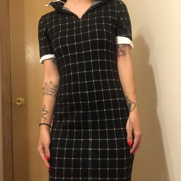 FashionNova black collared dress, size s. - Picture 2 of 3